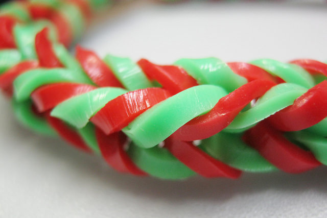 10-year-old's 6,292-foot loom band bracelet breaks Guinness record 